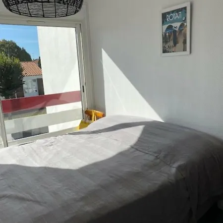 Maison De Avec Terrasse, Jardin, Garage, Animaux Acceptes A - Fr-1-494-116 ロワイヤン