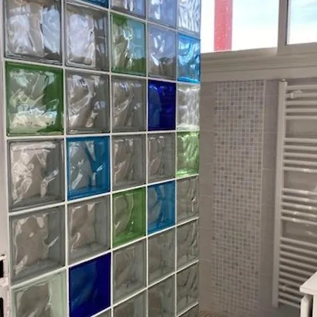 Maison De Avec Terrasse, Jardin, Garage, Animaux Acceptes A - Fr-1-494-116 別荘 *