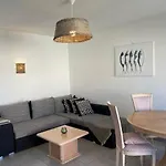 Maison De Avec Terrasse, Jardin, Garage, Animaux Acceptés à - Fr-1-494-116 Hébergement de vacances