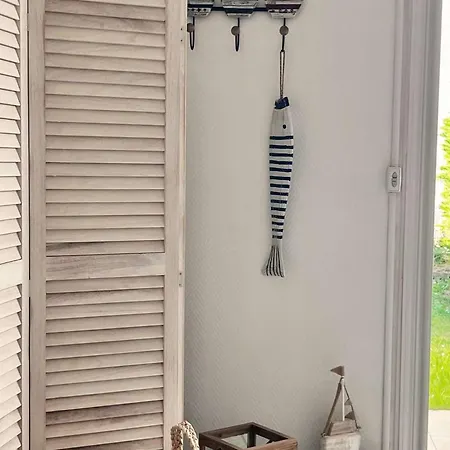 Maison De Avec Terrasse, Jardin, Garage, Animaux Acceptes A - Fr-1-494-116