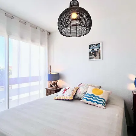 Maison De Avec Terrasse, Jardin, Garage, Animaux Acceptes A - Fr-1-494-116 * ロワイヤン